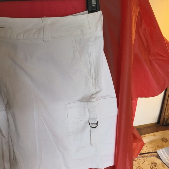 Buy 3 get one free, Chadwick's White Painters Shorts (308) - Picture 5 of 8